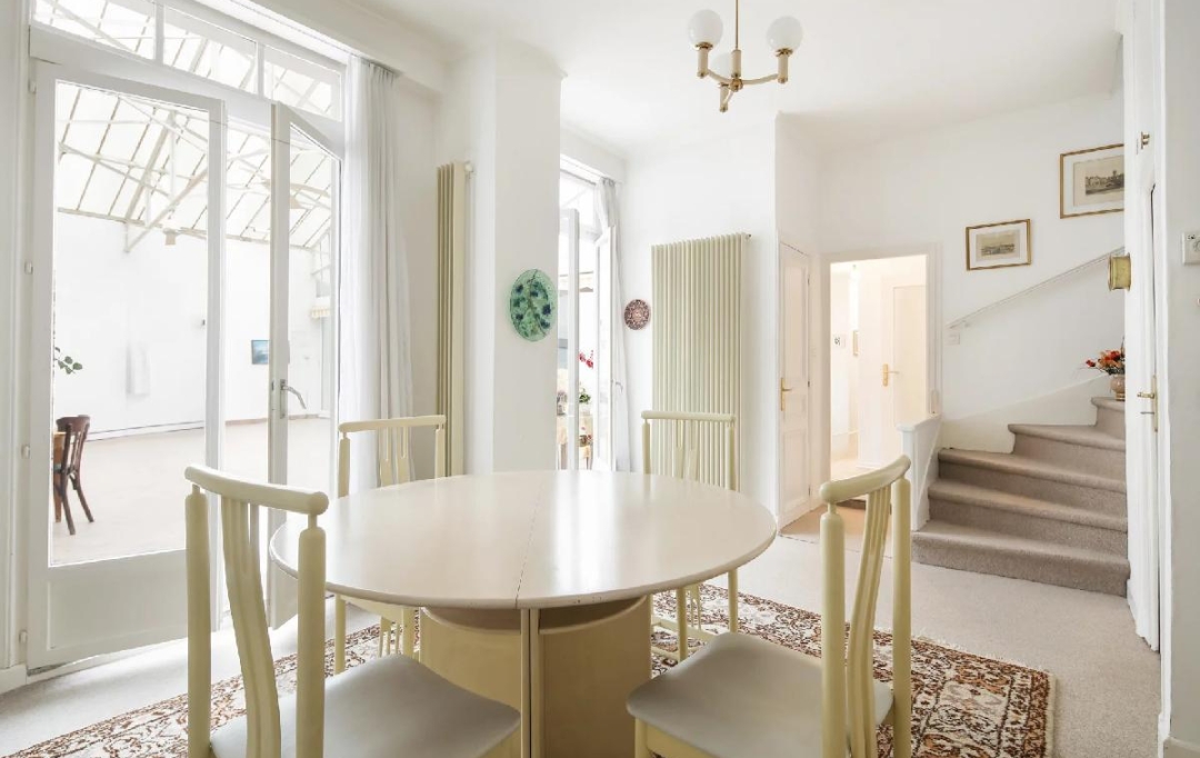 Annonces ARGENTEUIL : Maison / Villa | PARIS (75014) | 245 m2 | 2 850 000 € 