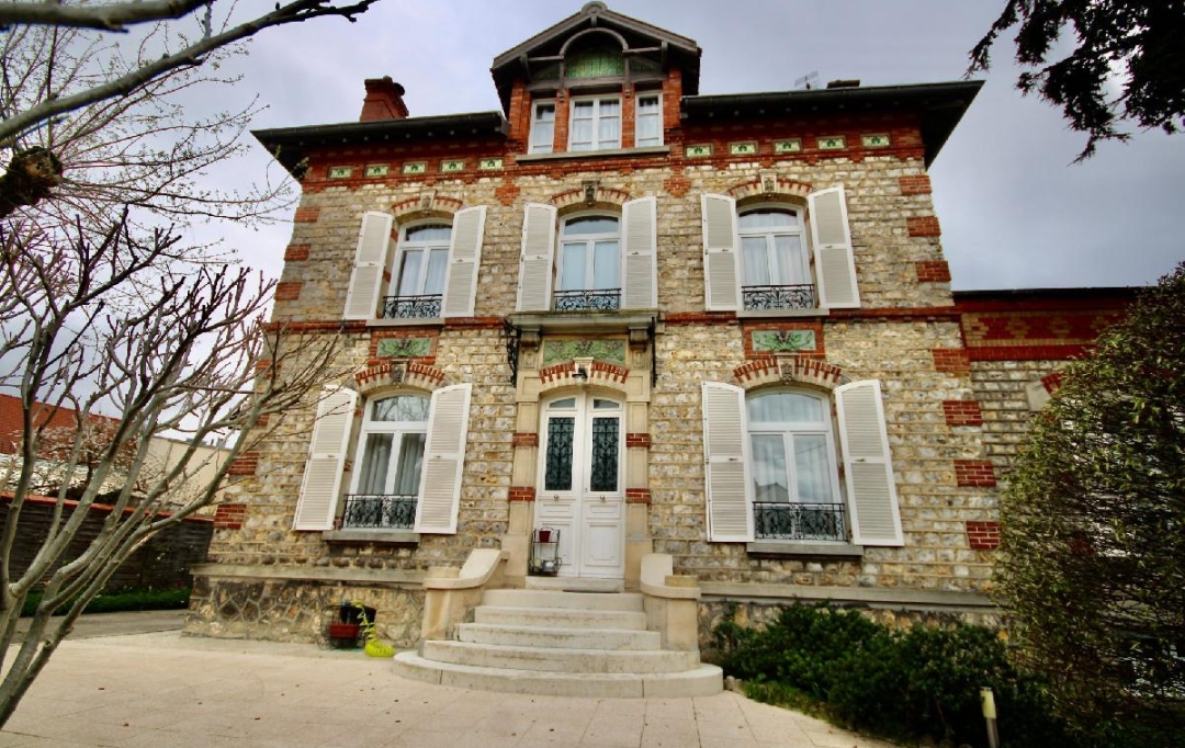 Annonces ARGENTEUIL : Maison / Villa | MONTMAGNY (95360) | 262 m2 | 832 000 € 