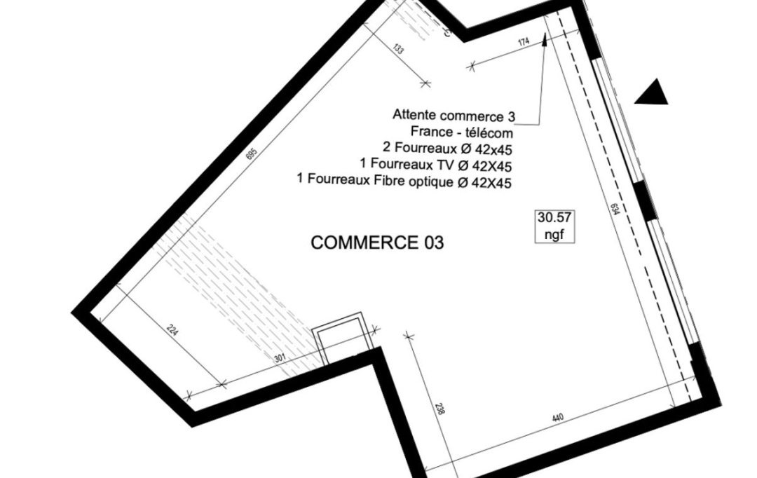 Annonces ARGENTEUIL : Local / Bureau | PUTEAUX (92800) | 40 m2 | 2 717 € 